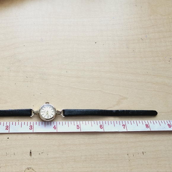 OMEGA  Gold Plated 1950's-1960"S Ladies Vintage 18k Watch - Picture 13 of 13